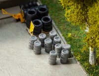 Faller 180971 - 10 Aluminium-Bierfässer