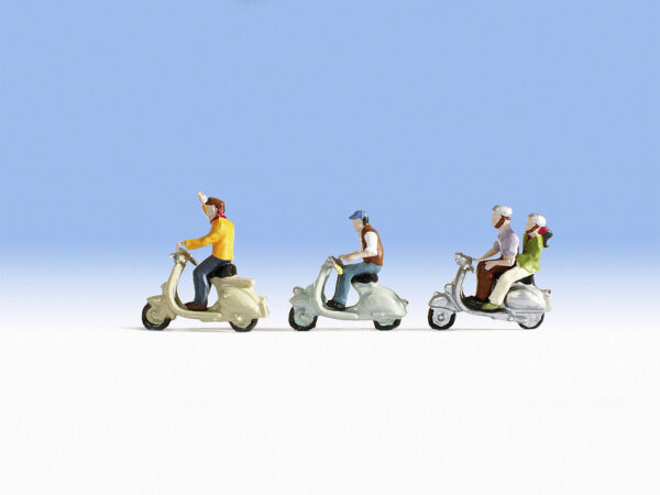 Noch 15910 - H0 - Motorrollerfahrer