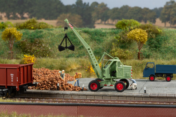 Auhagen 41685 - H0 - Lader T172 grün